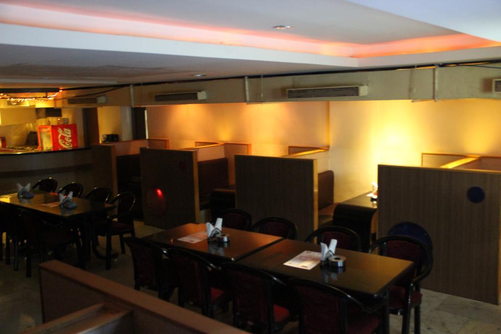 Hôtel Senthil Residency à Dindigul Extérieur photo