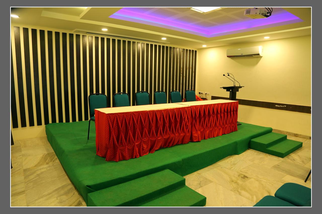 Hôtel Senthil Residency à Dindigul Chambre photo